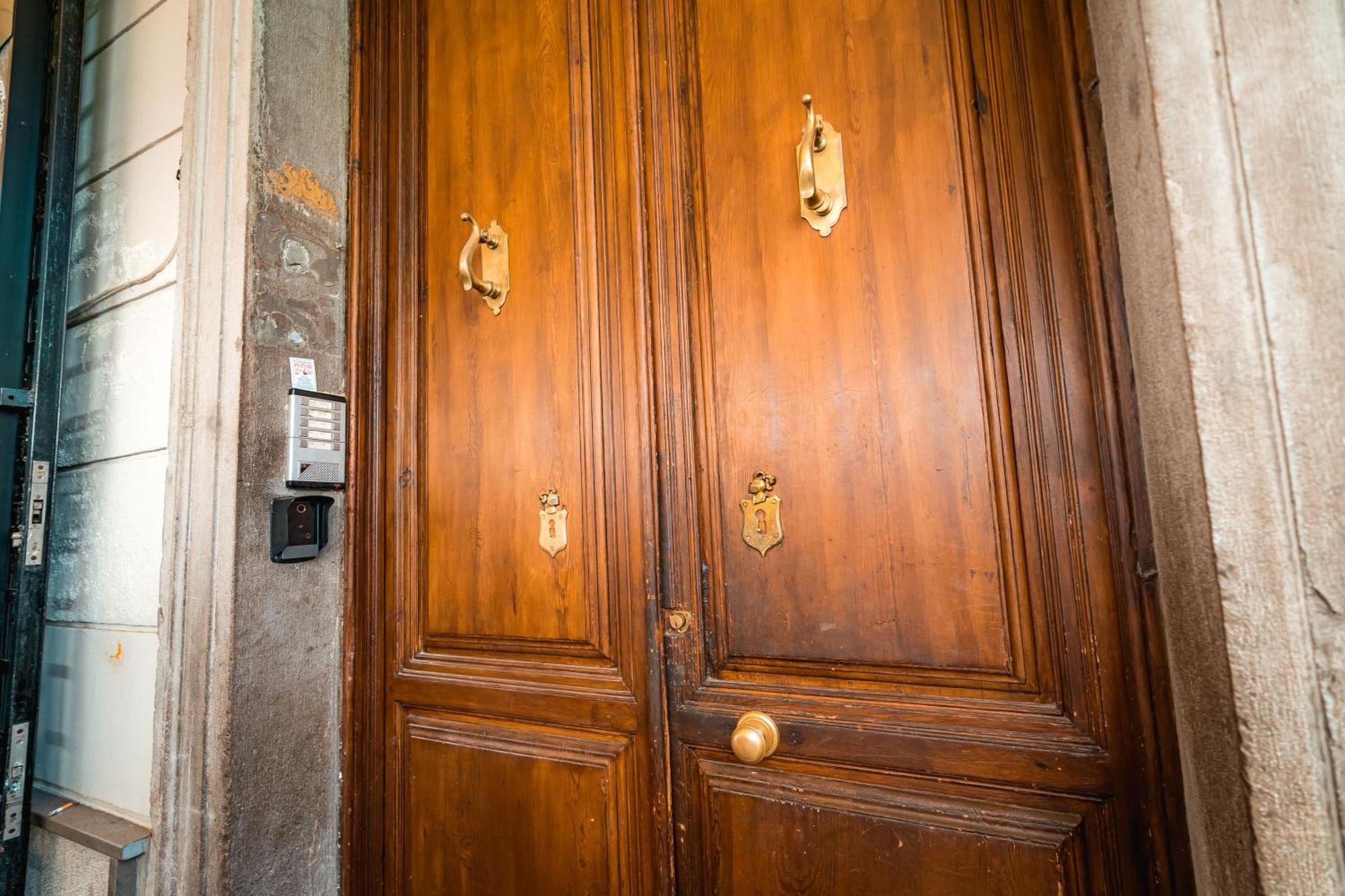 Qh Ayuntamiento Apartment Granada Exterior photo
